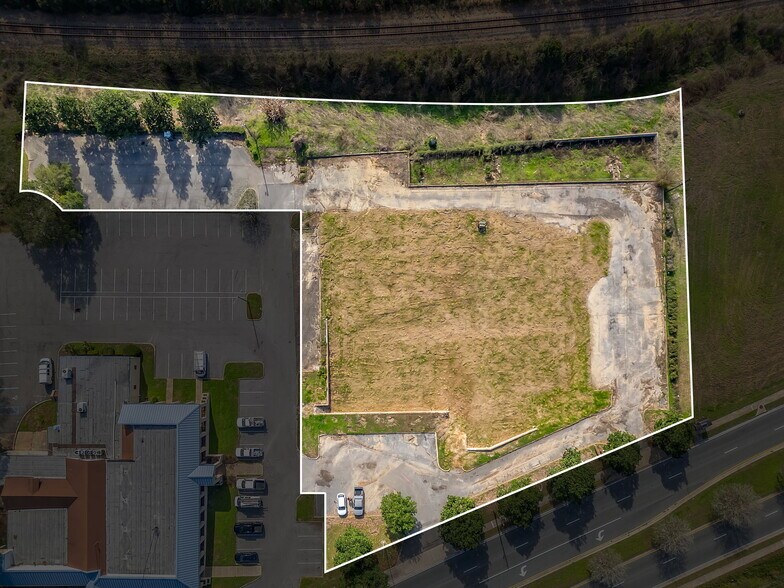 More Photos Of 1709 Mahan Dr, Tallahassee Land For Sale