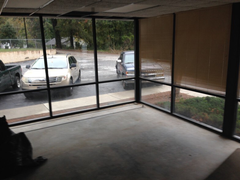 More Photos Of 115 Davis Cir SW, Marietta Food Processing For Lease