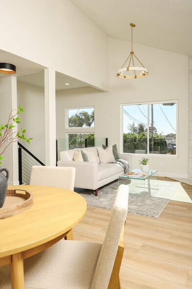 More Photos Of 658 Santa Fe Dr, Encinitas Multifamily For Sale