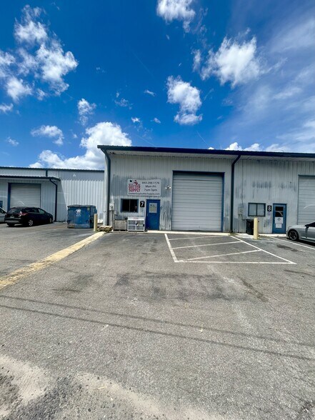 More Photos Of 1939 Belgrade Ave, Charleston Warehouse For Lease