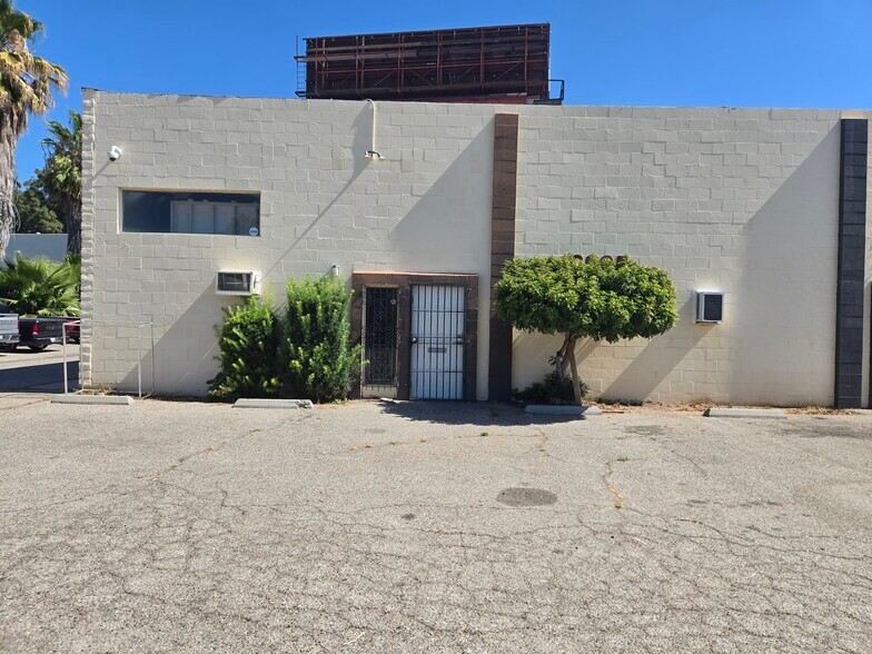 Primary Photo Of 8819-8825 Shirley Ave, Northridge Warehouse For Lease