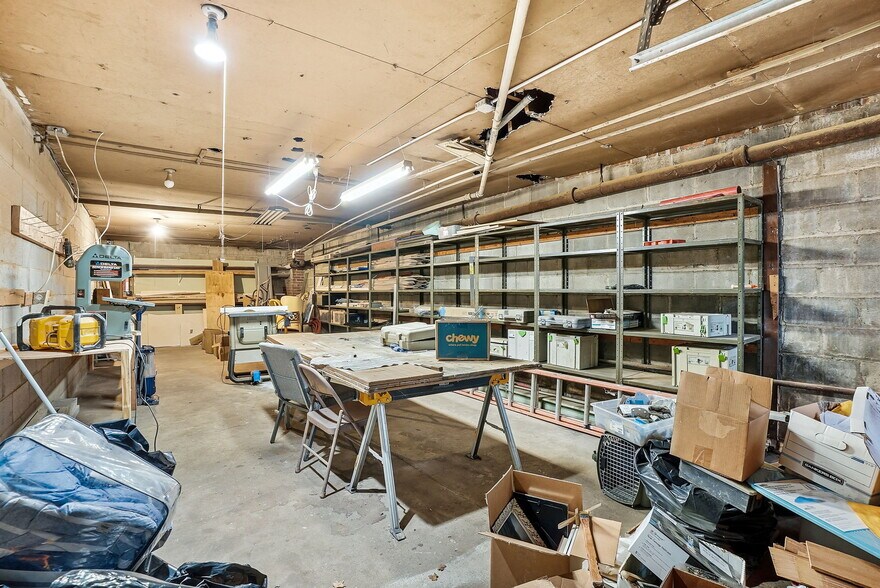 More Photos Of 1157 Pleasantville Rd, Briarcliff Manor Storefront For Sale