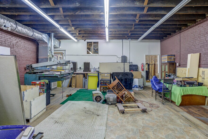 More Photos Of 140 W Market St, Johnson City Storefront Retail Residential For Sale