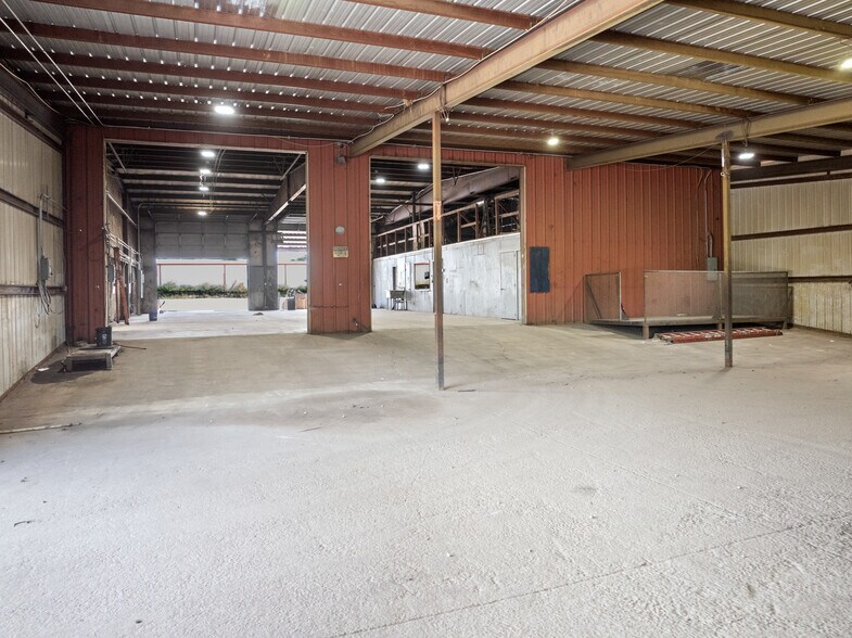 More Photos Of 450 County Road 1312, Mount Pleasant Industrial For Sale