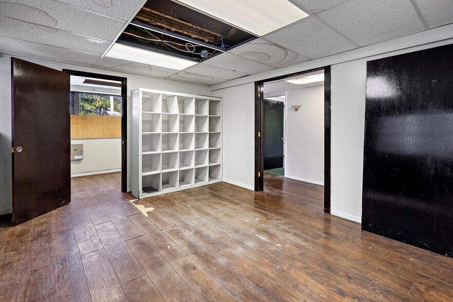 More Photos Of 14 S State St, Hackensack Office For Sale