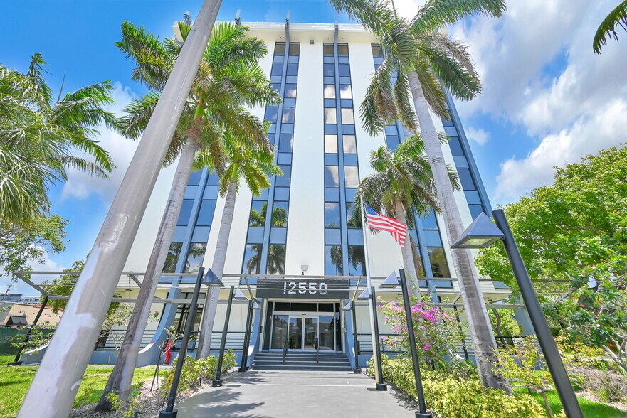 More Photos Of 12550 Biscayne Blvd, North Miami Medical For Sale