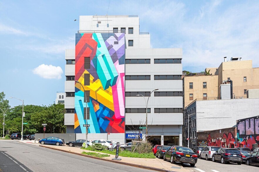 Primary Photo Of 25 Columbia Hts, Brooklyn Office For Lease