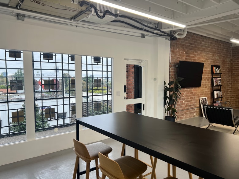 More Photos Of 7451-7465 Beverly Blvd, Los Angeles Loft Creative Space For Lease