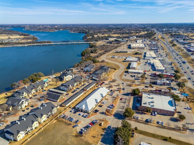 More Photos Of 1200 Crawford Ave, Granbury Medical For Lease