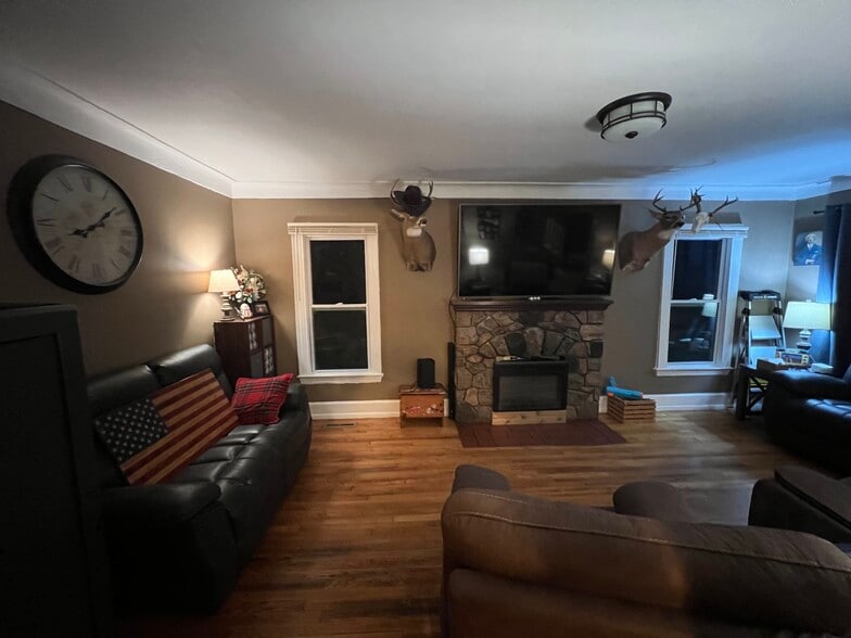 More Photos Of 259 S Lake Pleasant Rd, Attica Apartments For Sale