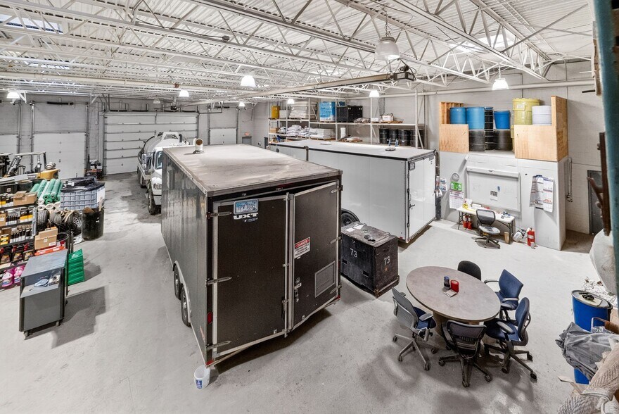 More Photos Of 1333 Research Rd, Gahanna Manufacturing For Sale