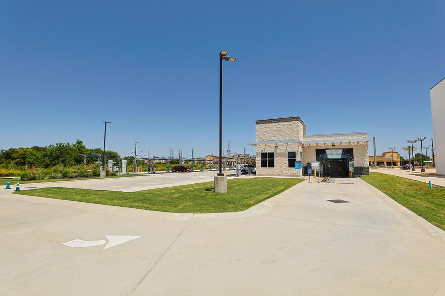More Photos Of 16607 FM 529 Rd, Houston Specialty For Sale