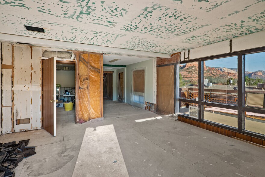 More Photos Of 450 Jordan Rd, Sedona Office Residential For Sale