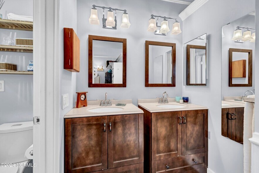 More Photos Of 412 S 3rd St, Wilmington Hospitality For Sale