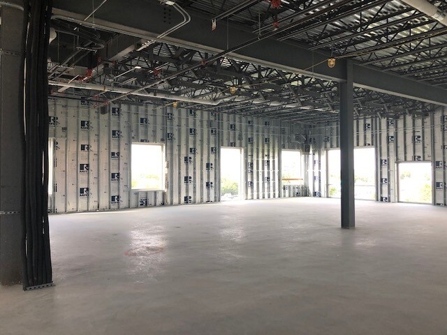 More Photos Of 4515 N Loop 1604 W, San Antonio Medical For Lease