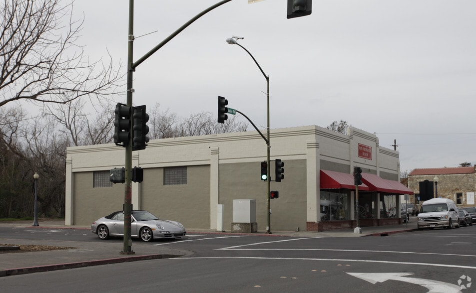 More Photos Of 1201 Main St, Napa Freestanding For Sale