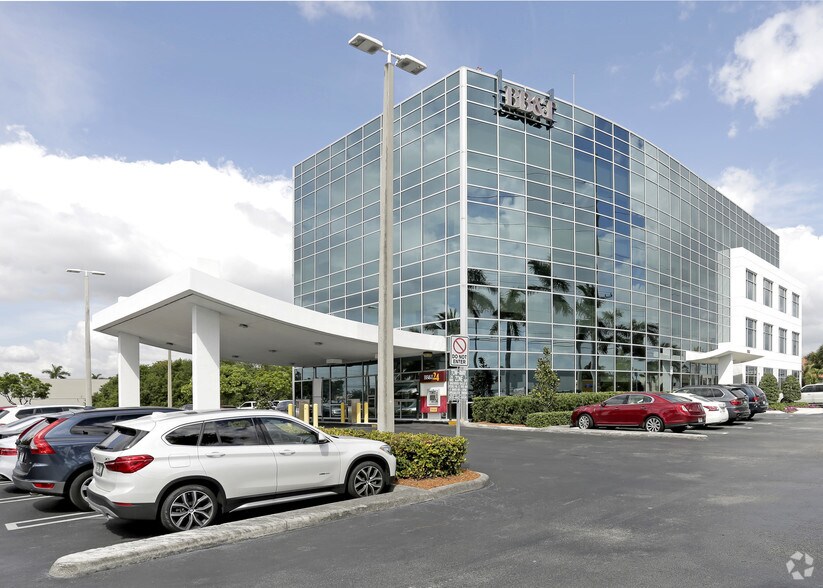 More Photos Of 2500 NW 107th Ave, Miami Office For Sale
