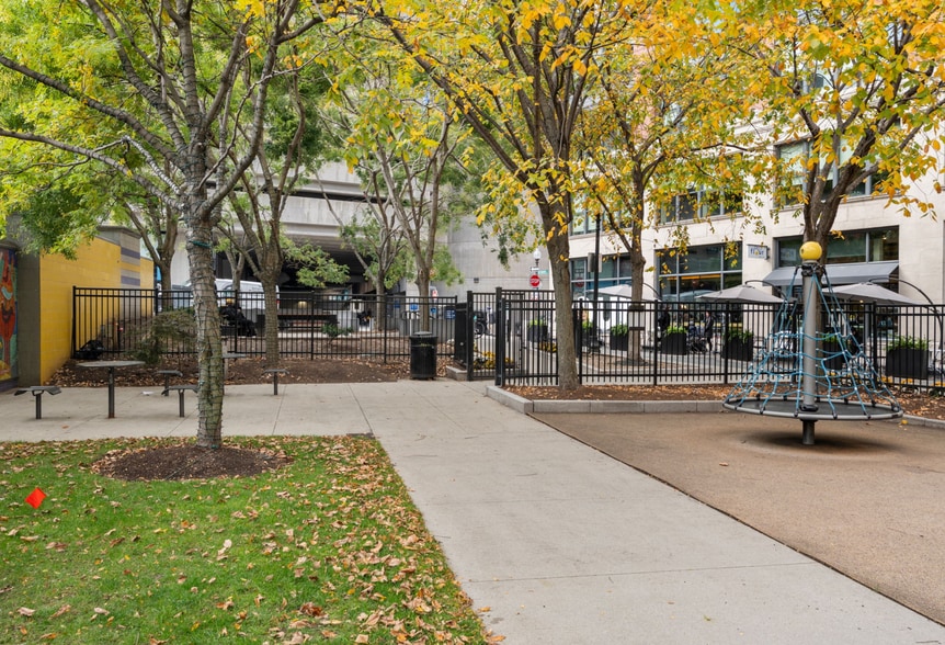 More Photos Of 19 Stanhope St, Boston Apartments For Sale