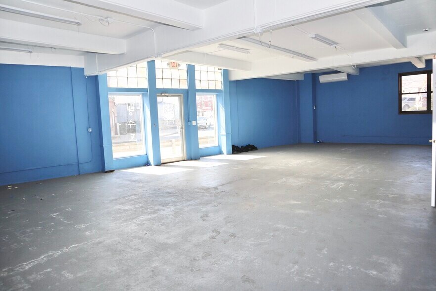 More Photos Of 225 Greenwich Ave, Stamford Manufacturing For Lease