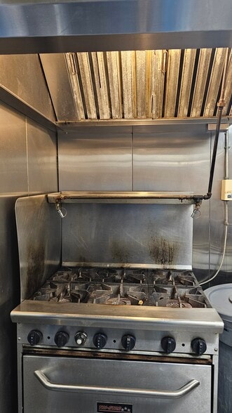 More Photos Of 3736 Turnpike Rd, Portsmouth Healthcare For Sale