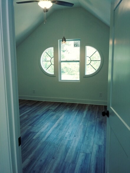 More Photos Of 1092 Sells Ave SW, Atlanta Specialty For Sale