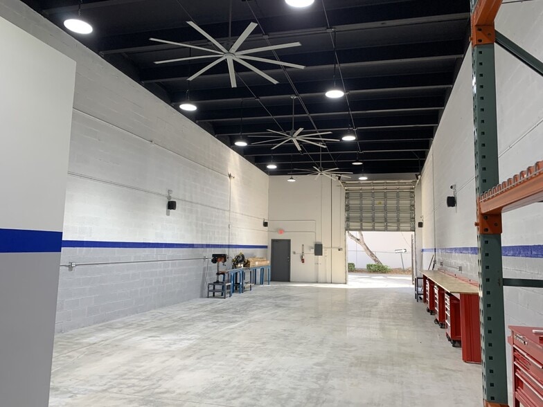 More Photos Of 4960 NW 165th St, Miami Warehouse For Sale