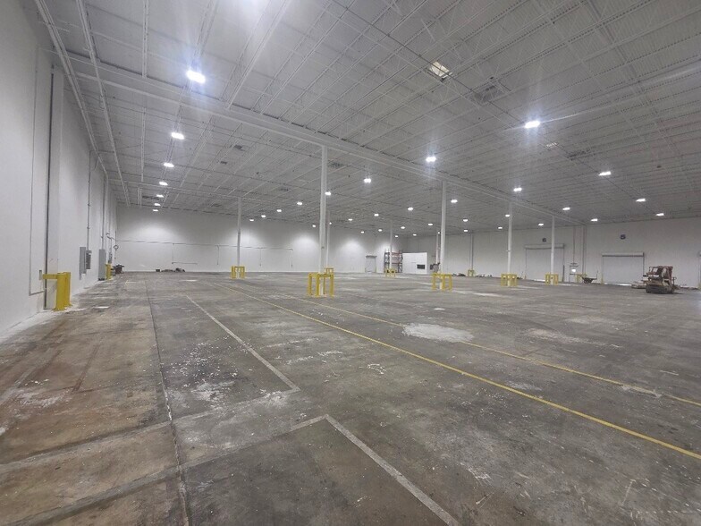 More Photos Of 3443 NW 107th St, Miami Warehouse For Lease