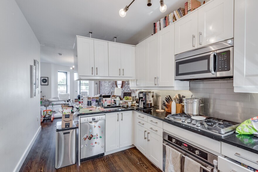 More Photos Of 14 Lincoln Pl, Brooklyn Apartments For Sale