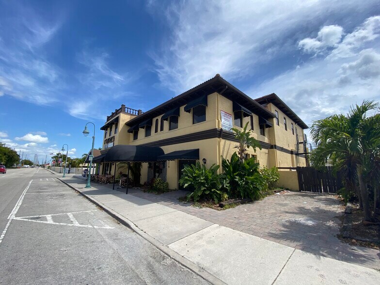 More Photos Of 219 N 21st Ave, Hollywood Storefront Retail Office For Lease