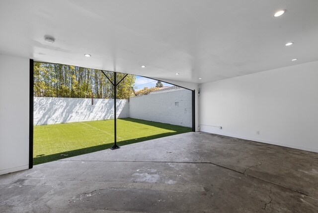 More Photos Of 1630 Aviation Blvd, Redondo Beach Loft Creative Space For Sale