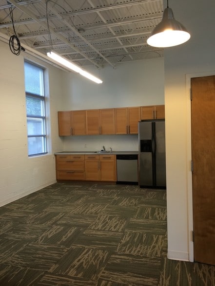 More Photos Of 878 3rd St, Atlanta Loft Creative Space For Lease