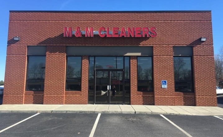 More Photos Of 17841 Forest Rd, Forest Storefront For Lease