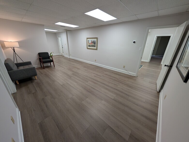 More Photos Of 1717 Legion Rd, Chapel Hill Coworking Space