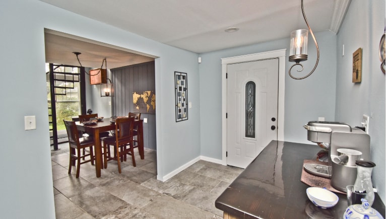 More Photos Of 2735 PA-390, Canadensis Hospitality For Sale