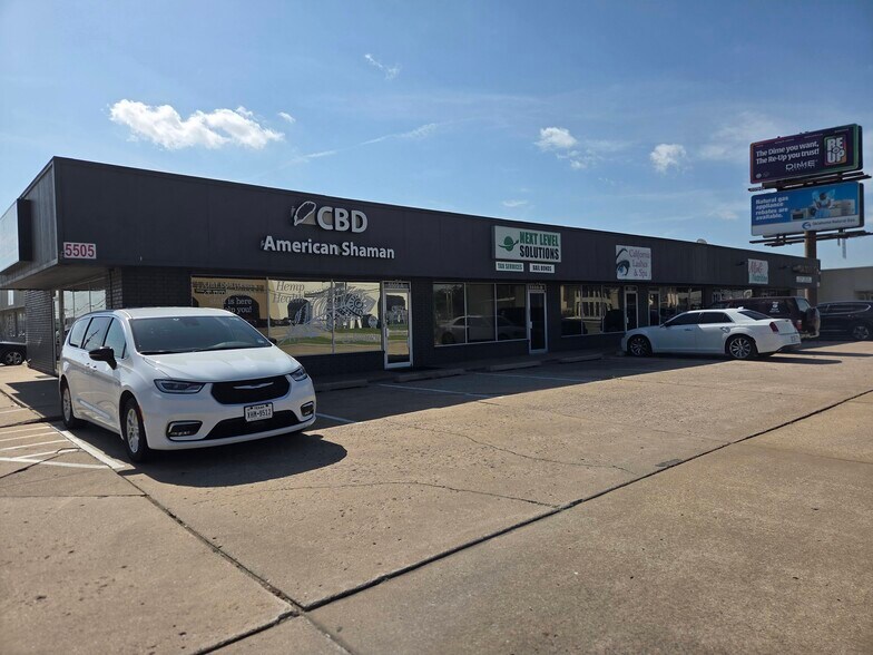 More Photos Of 9714-9748 E 55th Pl, Tulsa Light Manufacturing For Lease