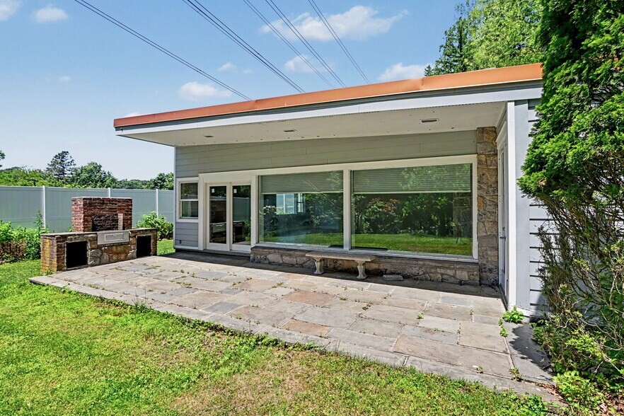 More Photos Of 36 Crosshill Rd, Hartsdale Land For Sale