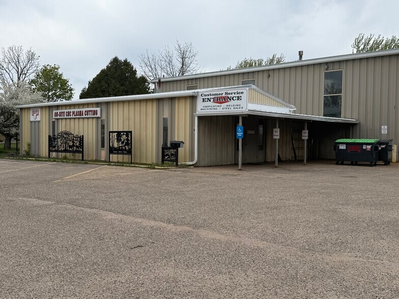 More Photos Of 600 25th Ave N, Wisconsin Rapids Manufacturing For Sale