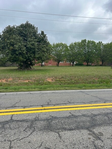 More Photos Of 2335 NC Highway 87, Reidsville Specialty For Sale