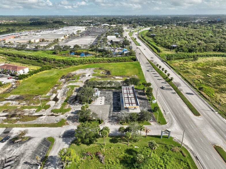 More Photos Of 4696 Okeechobee Rd, Fort Pierce Service Station For Sale