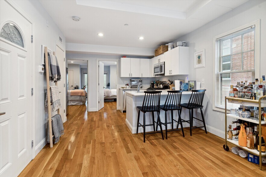 More Photos Of 75-77 F St, Boston Apartments For Sale