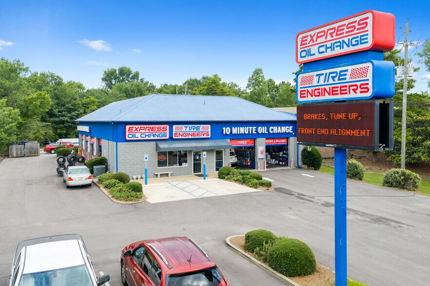 More Photos Of 2308 Pelham Pky, Pelham Auto Repair For Sale