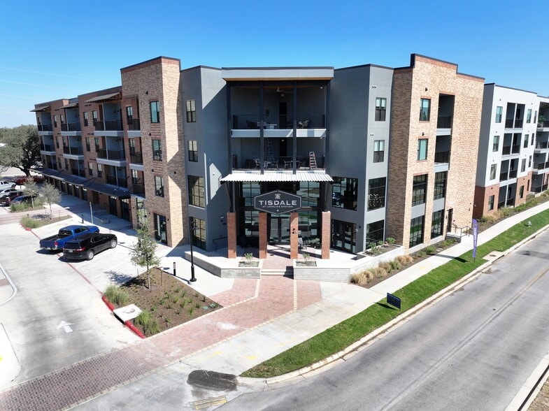 More Photos Of 13701 Lyndhurst St, Austin Apartments For Lease