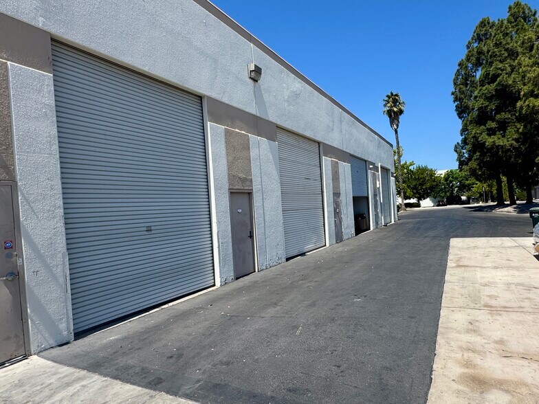 More Photos Of 2640 Lavery Ct, Newbury Park Manufacturing For Lease