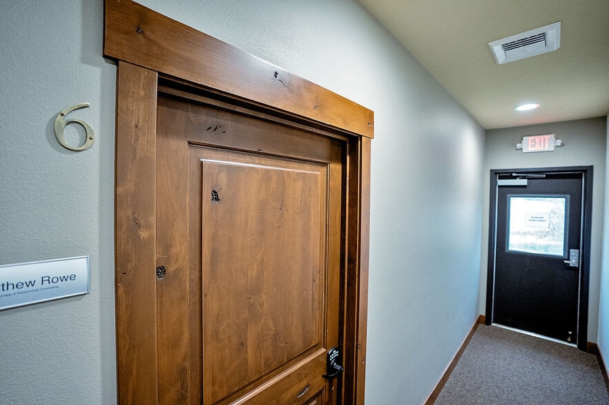 More Photos Of 6701 N Idaho Rd, Newman Lake Lodge Meeting Hall For Sale