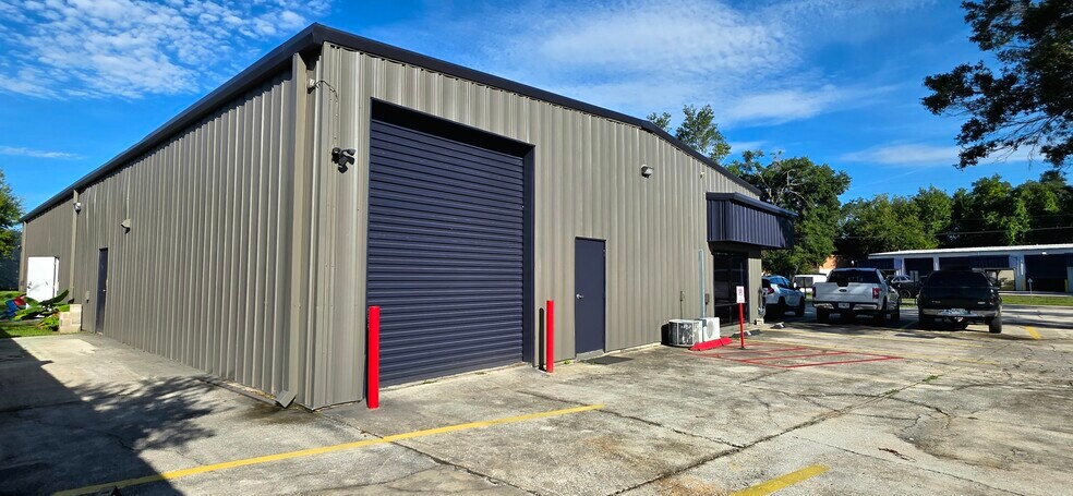 Primary Photo Of 2632 Pemberton Dr, Apopka Warehouse For Lease