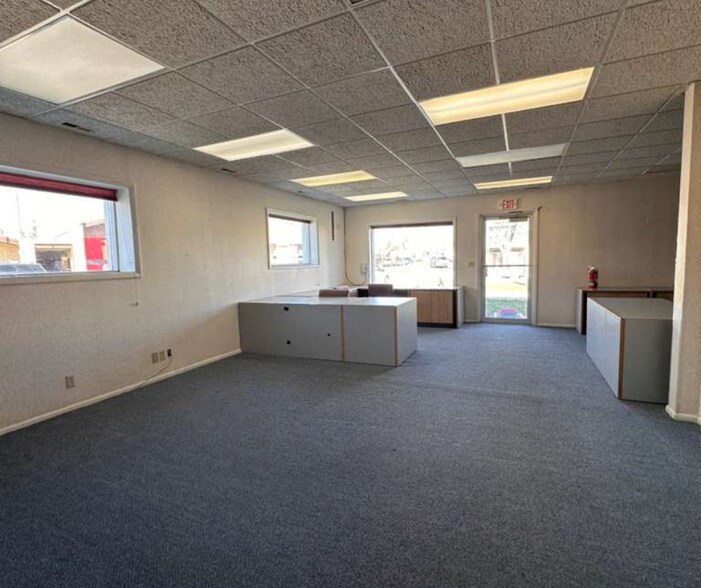 More Photos Of 222 1st Street, Laurel Medical For Lease