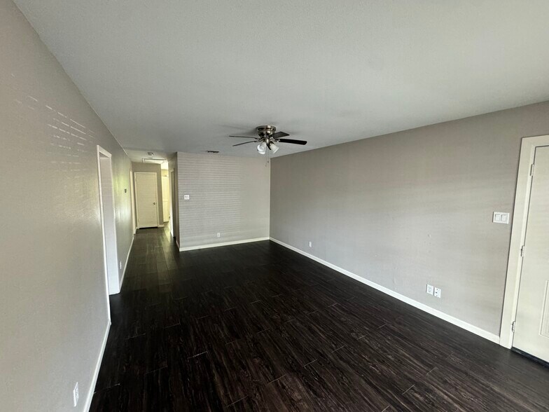 More Photos Of 7315 Housman, Houston Specialty For Sale