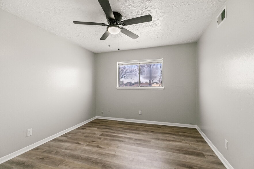 More Photos Of 8800 Gulf Fwy, Houston Apartments For Sale