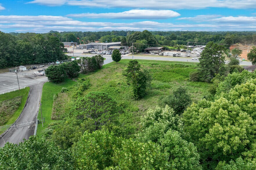 More Photos Of 6005 Holiday Rd, Buford Land For Sale