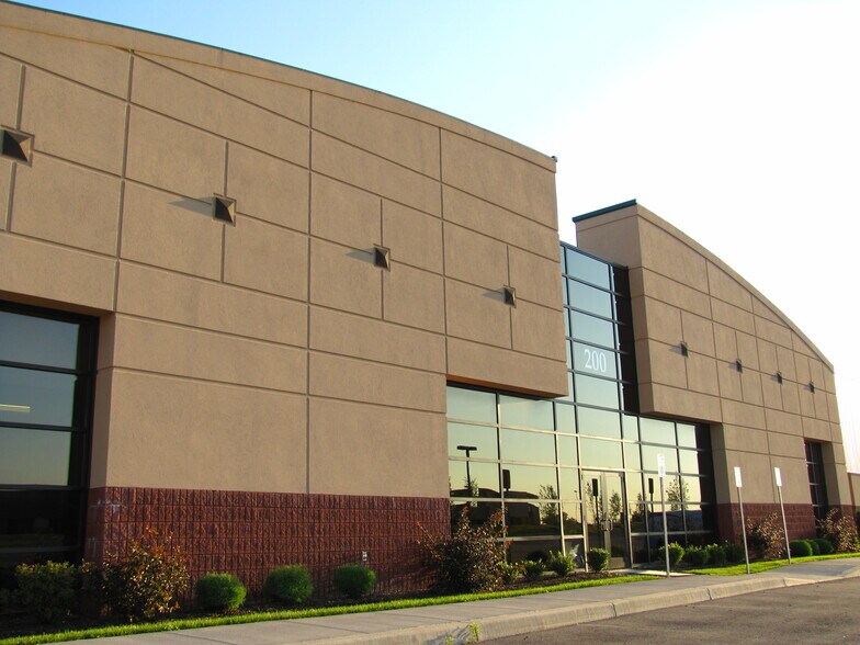 Primary Photo Of 1565 Jefferson Rd, Rochester Unknown For Lease